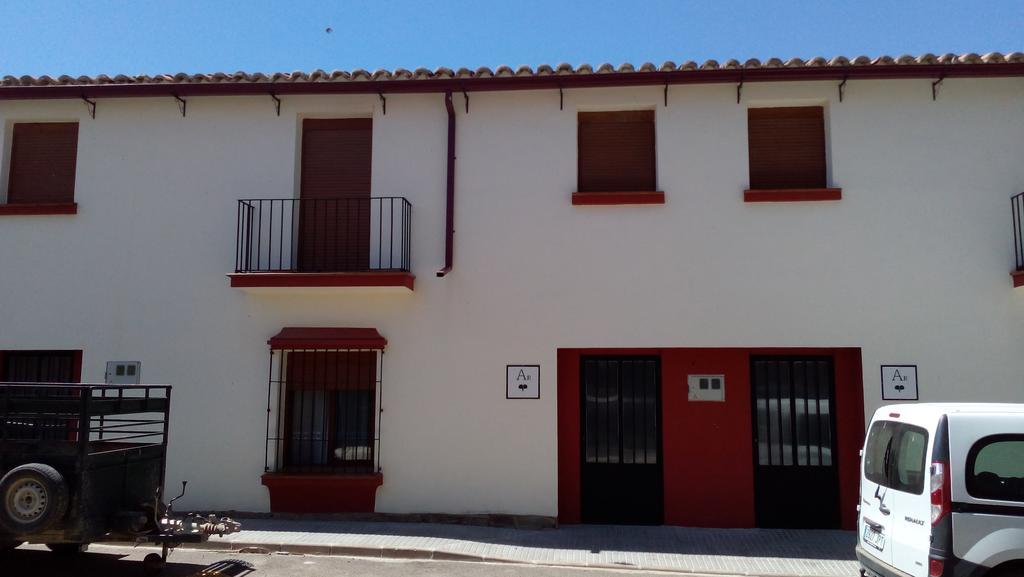 Apartamentos Rurales Casas De Los Maestros Talarrubias Exterior photo